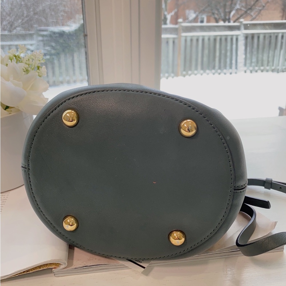 MARNI Smooth Leather Pannier Bucket Bag. - Picture 4 of 6
